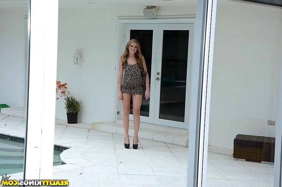 20P Blonde teen Lacey Lew shows up for a hot cum fiesta