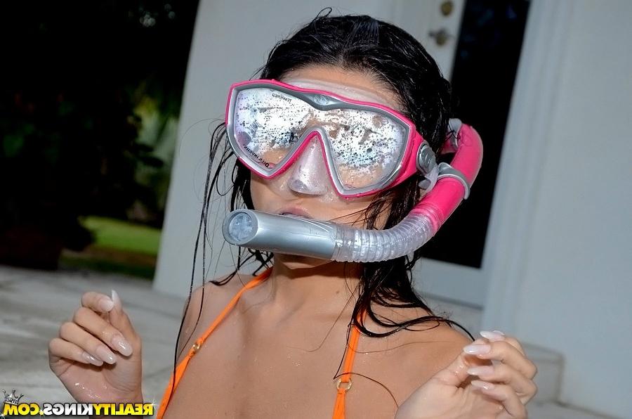 12P Latina sweetie with perky titties and amazing fanny takes off her wet bikini