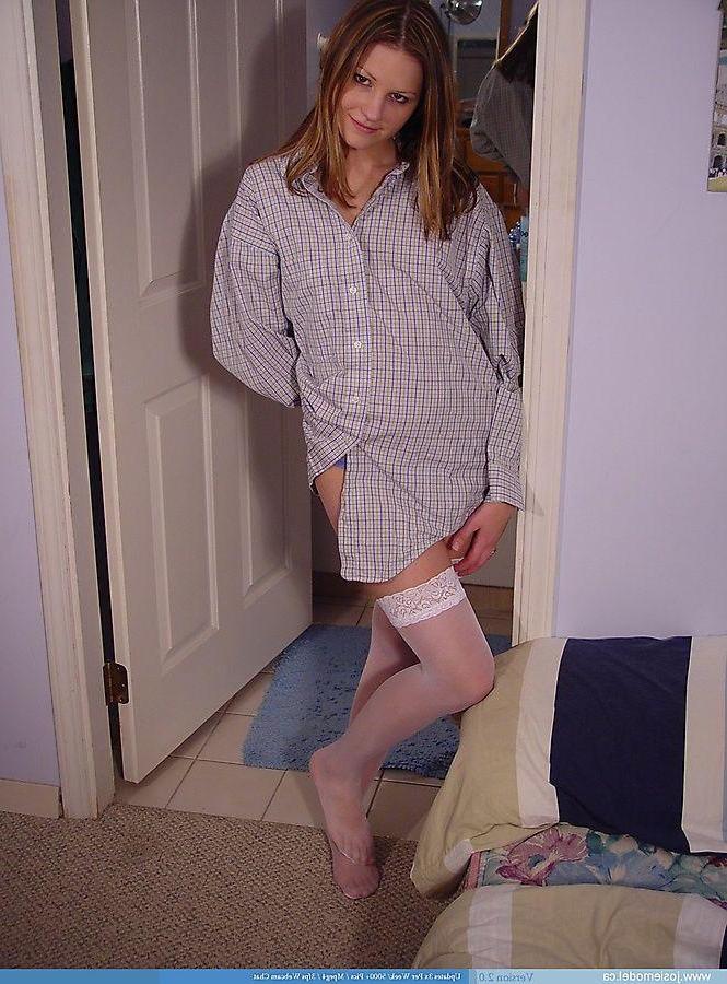 20P Pictures of Josie Model looking hot first thing in the morning