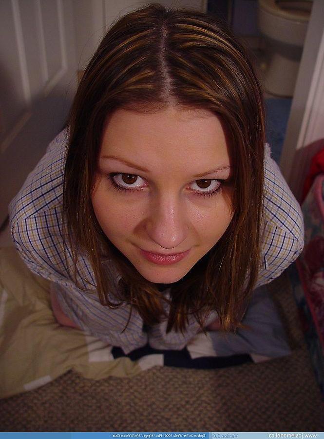 20P Pictures of Josie Model looking hot first thing in the morning