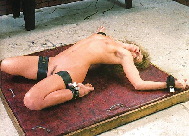 25P Vintage bondage games 3
