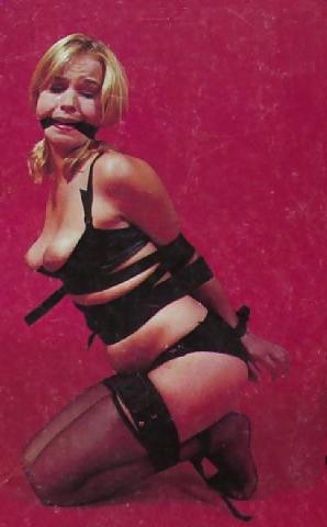 25P Vintage bondage games 3