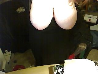 9P What horny and bored at 1 am gets you