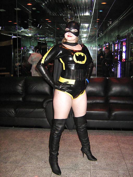 15P Mature BDSM-ladies 7