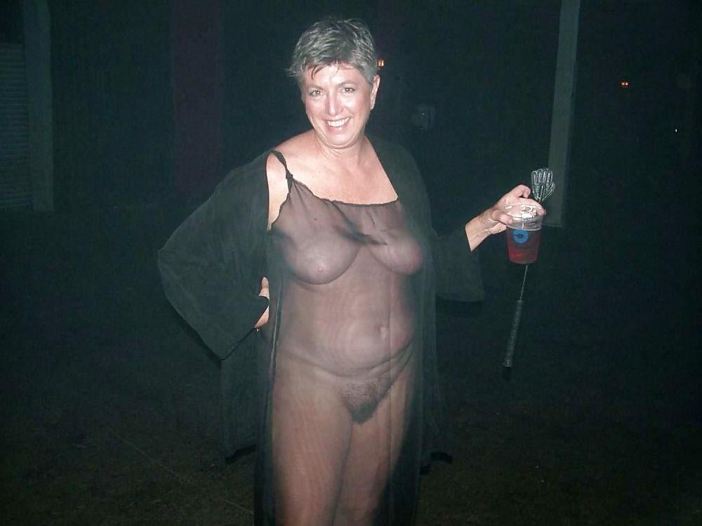 25P Hairy Moms And Grandmas 02