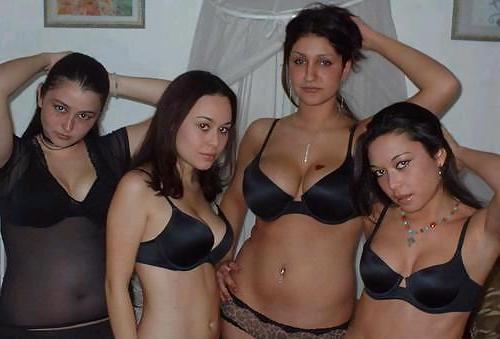 25P Girls in Groups 13