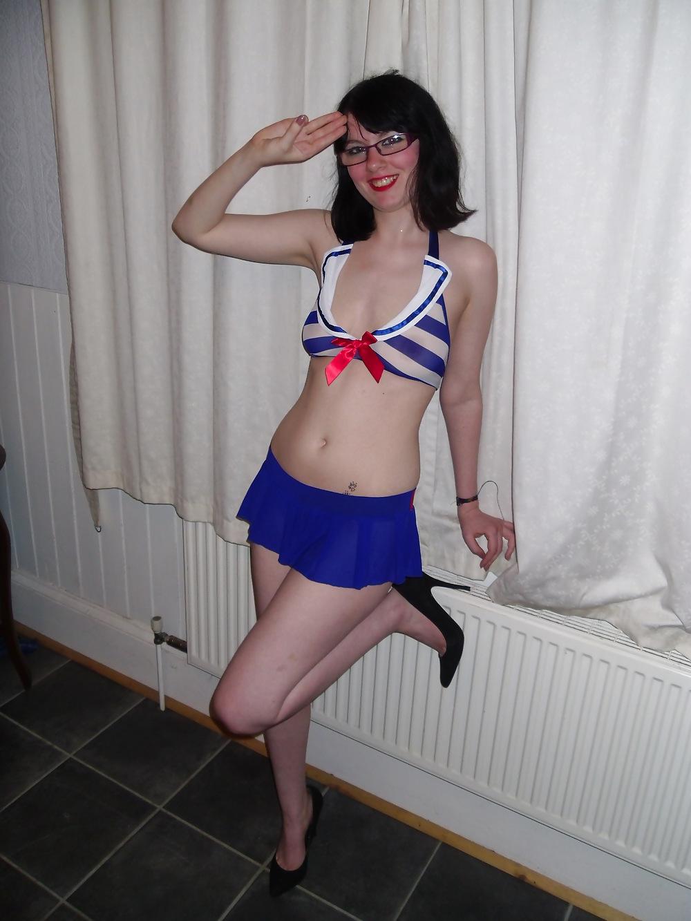 14P Jessica lo sailor girl