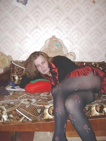 24P Nylon - upskirt - leg 23