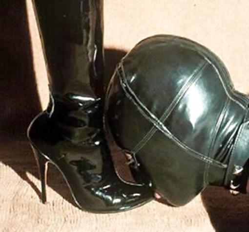 22P Mature BDSM 11