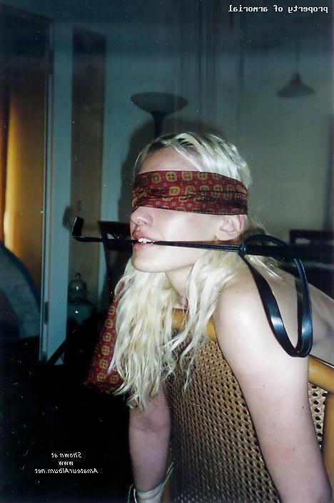 25P Various BdSm pics from the Net