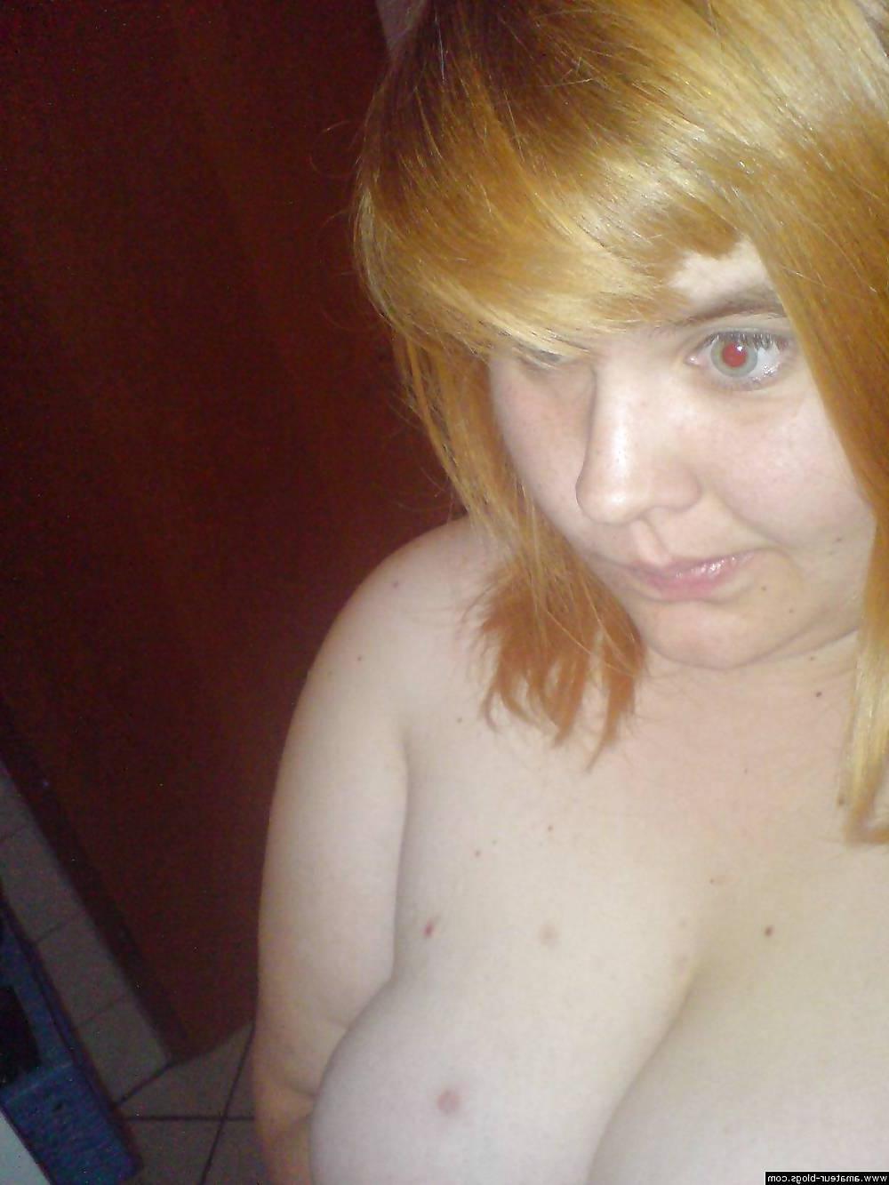 9P Dumb webcam girl