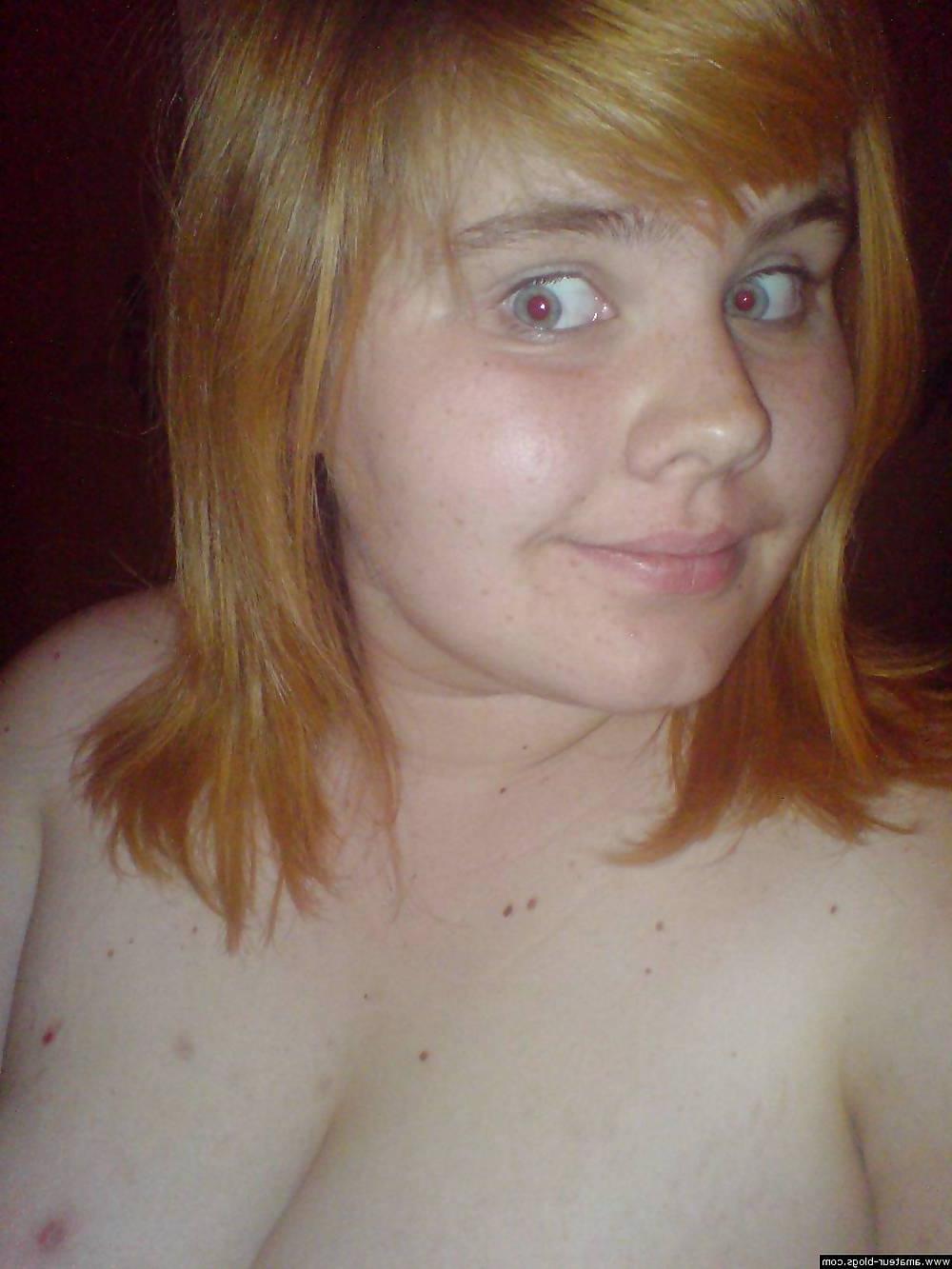 9P Dumb webcam girl