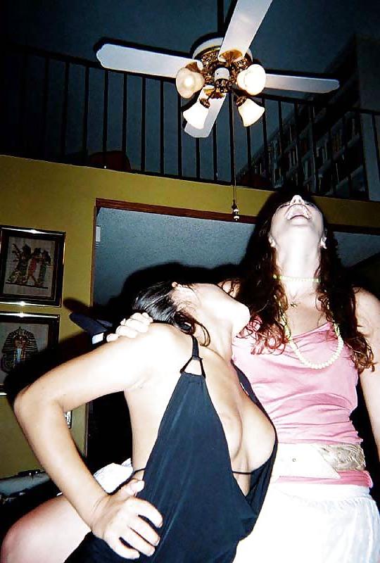 25P Its Party Time,By Blondelover.