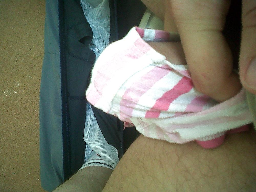 9P Cumming in my mates freshly worn wet panties was risky