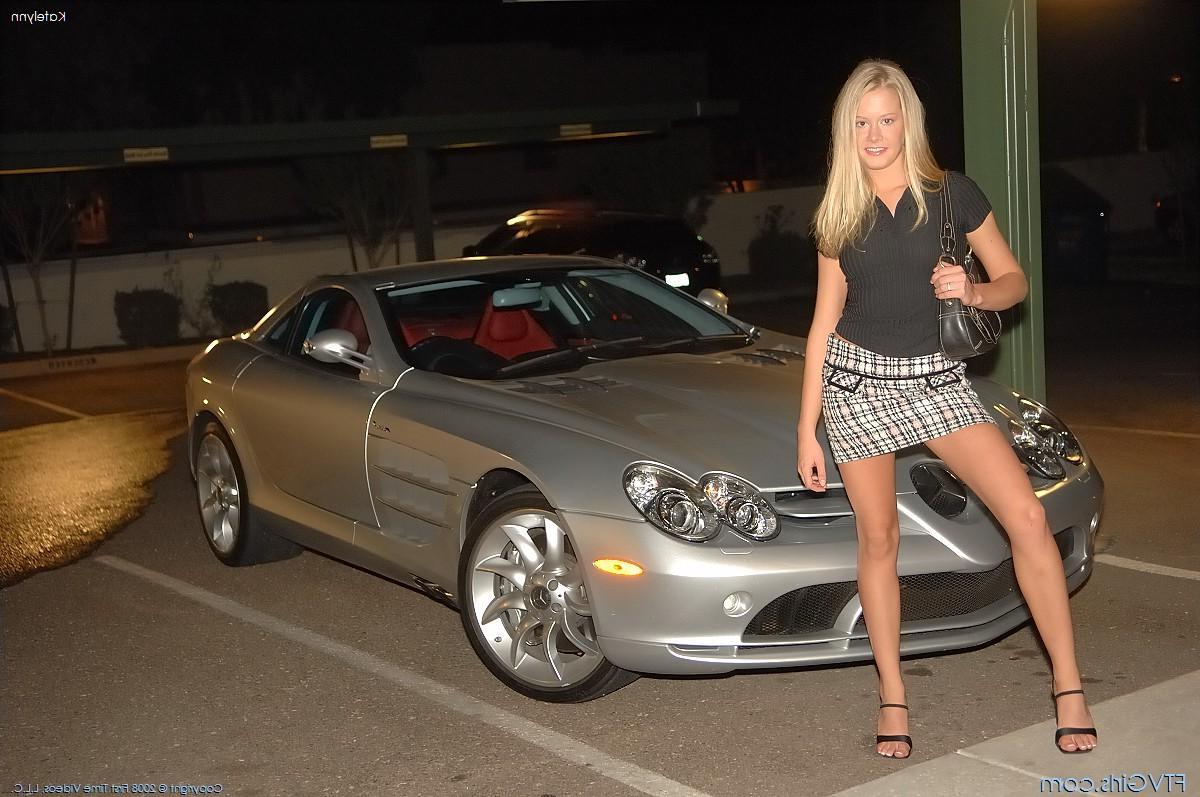 20P Pictures of a horny blonde teen playing with her pussy