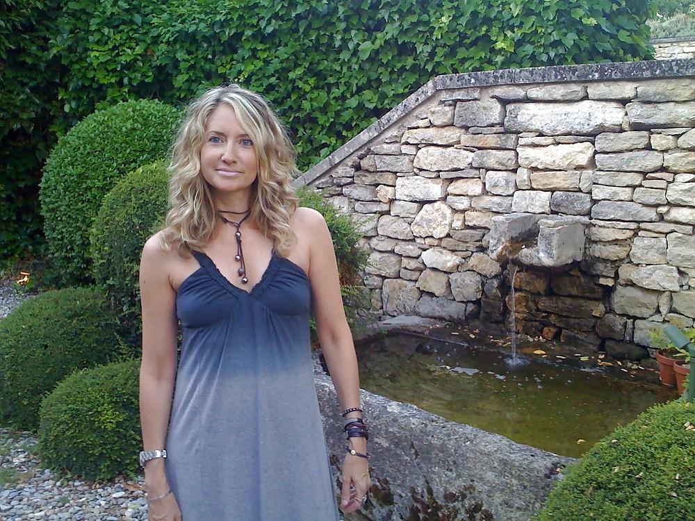 25P MILFs I'm wanking too right now