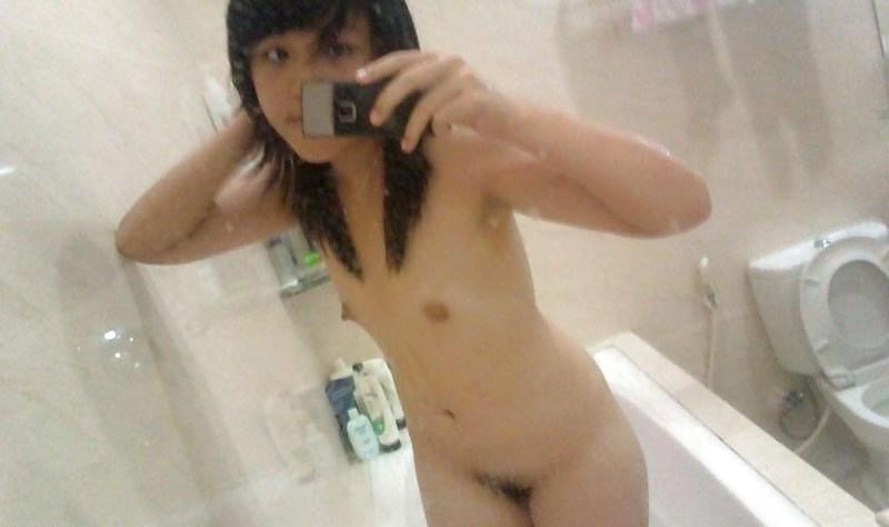 25P Indo Random Selca