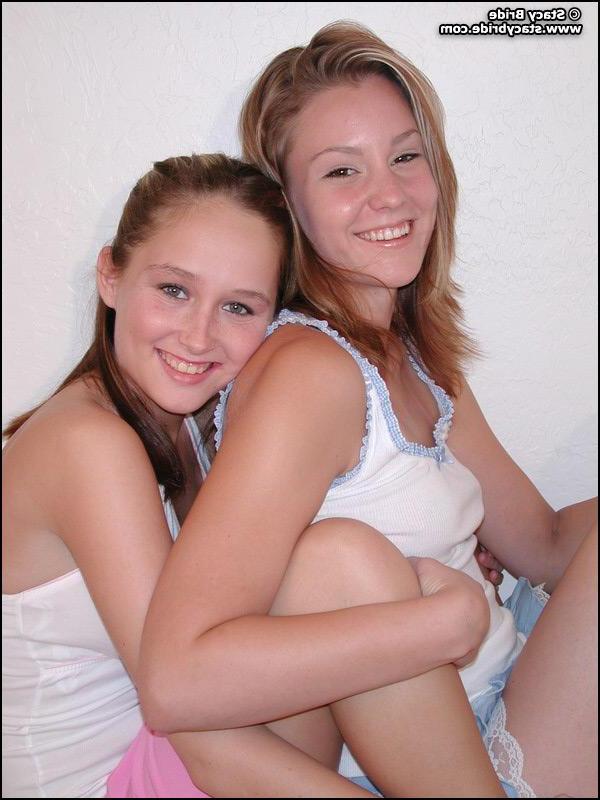 20P Pictures of 2 horny coeds getting it on
