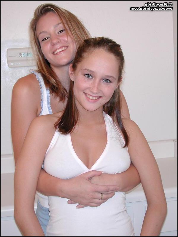 20P Pictures of 2 horny coeds getting it on