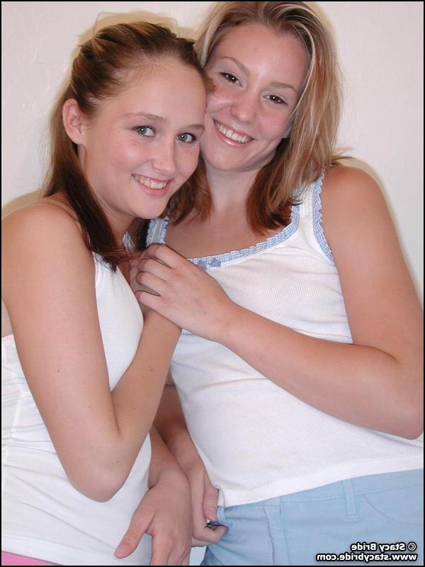 20P Pictures of 2 horny coeds getting it on