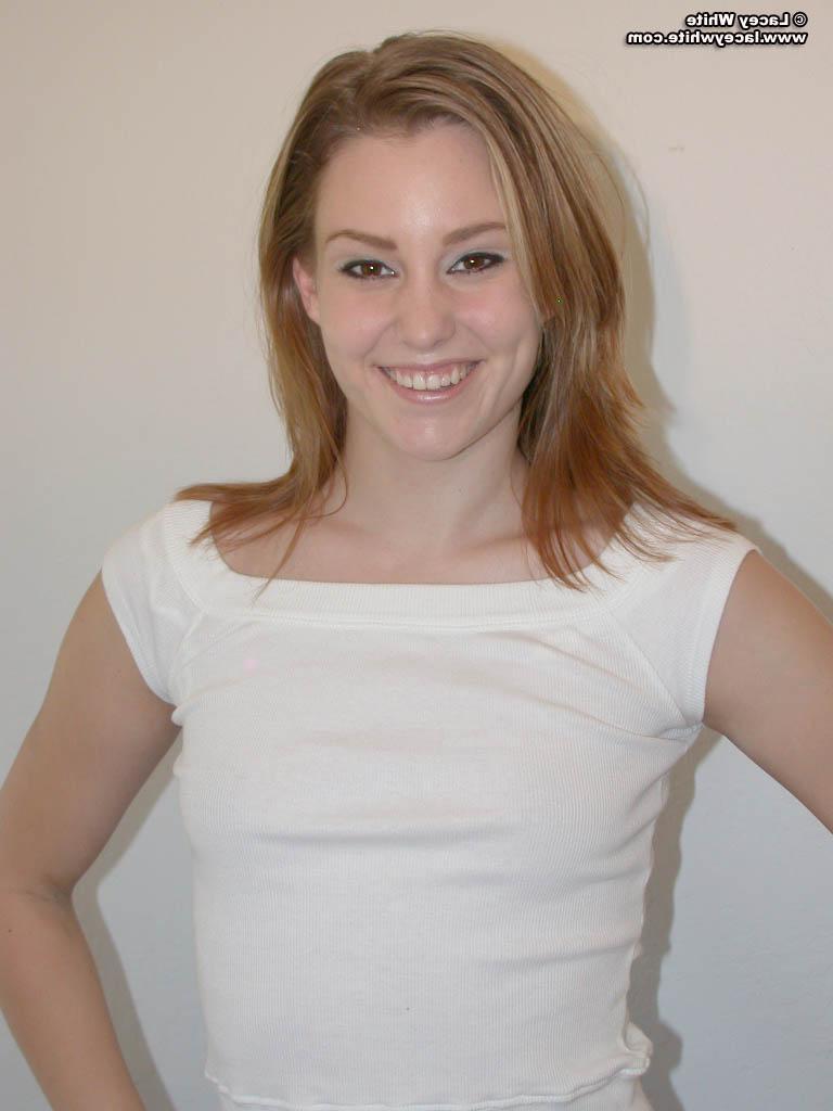 20P Pictures of Lacey White naked and ready