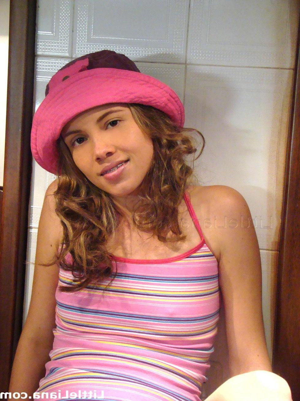 12P Pictures of teen Little Liana showing you her tits