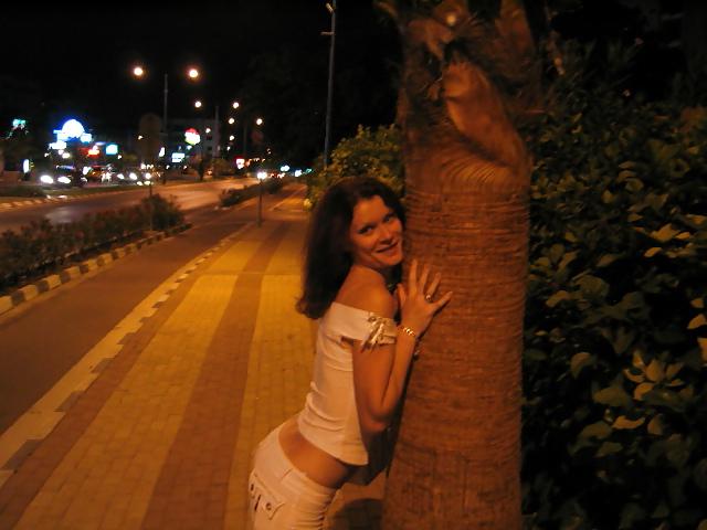 14P Russian Hottie