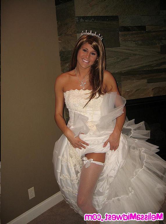18P Pictures of teen bride Melissa Midwest sucking cock on her wedding day