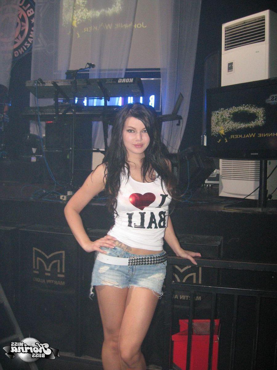 12P Pictures of teen Miss Korina Bliss getting wild and horny