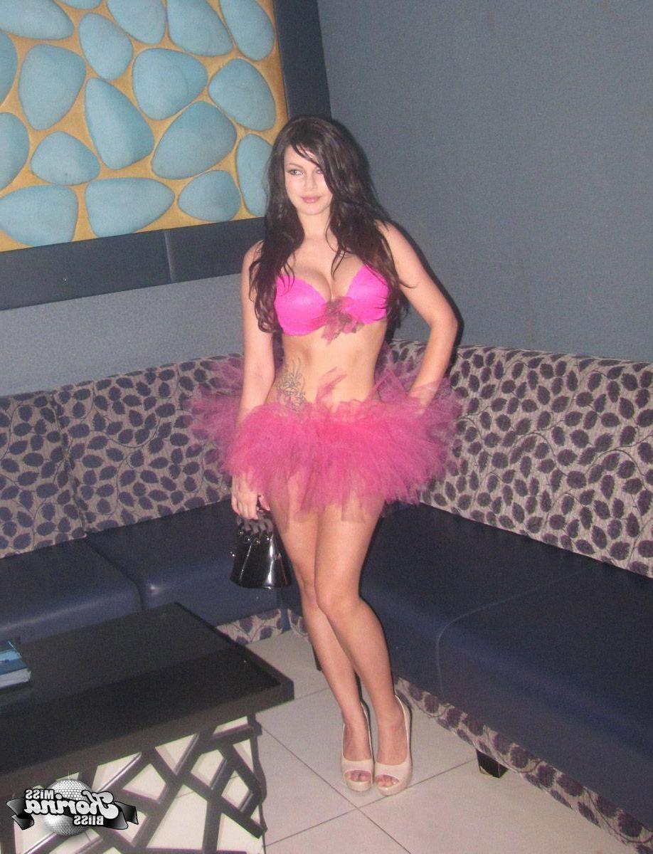 12P Pictures of teen Miss Korina Bliss getting wild and horny