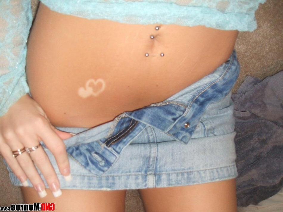 16P Pictures of teen GND Monroe teasing in a see-through top and boots