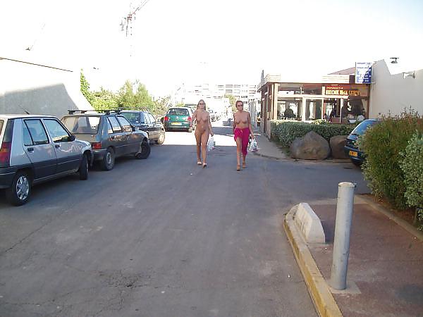 25P Cap d'Agde horny time