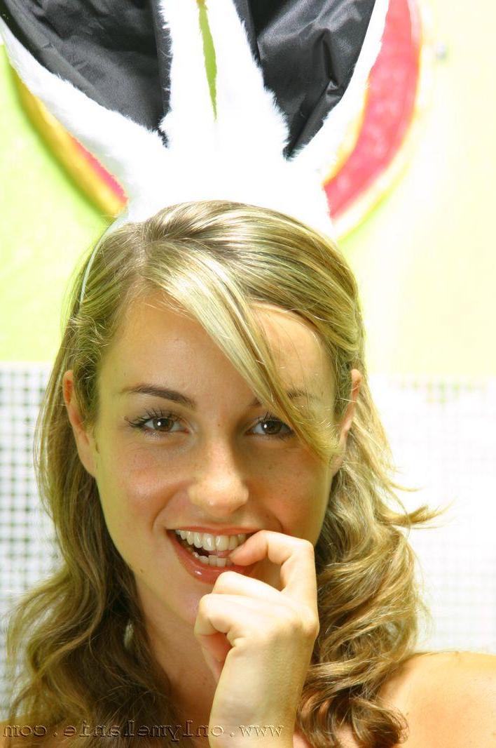 20P Pictures of teen Only Melanie being your personal fuck bunny