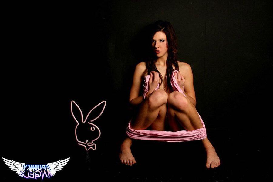 20P Pictures of a hot teen girl and her bunny