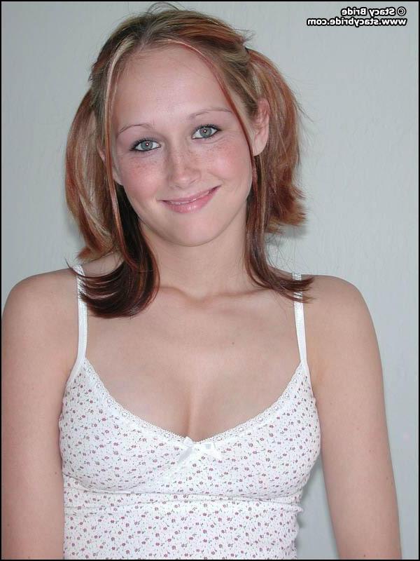 18P Pics of Stacy Bride waiting for you in bed