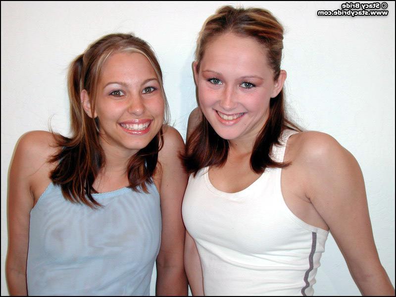 17P Pictures of two coed lovers hanging out