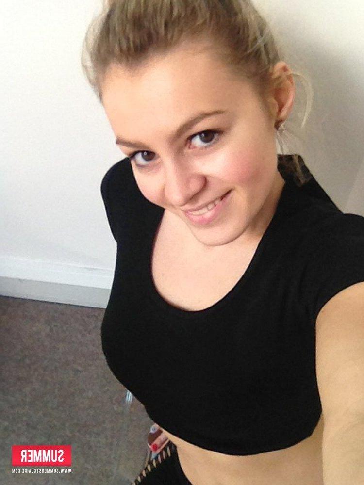 12P Summer strips her light black top and lingerie just for you