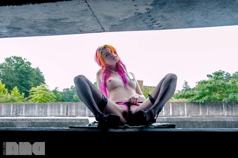 15P Hot alternative coed Sweet Alli masturbates in her fishnets