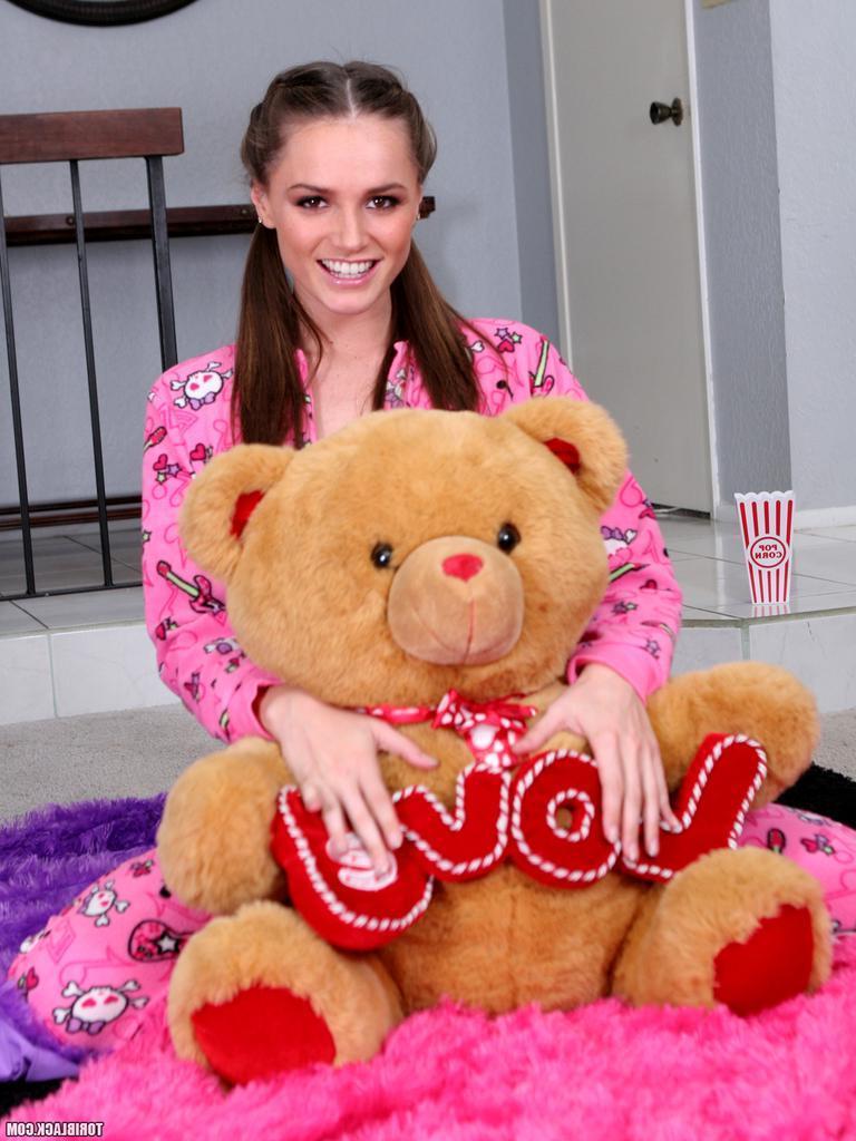 15P Pictures of Tori Black getting naughty in bed