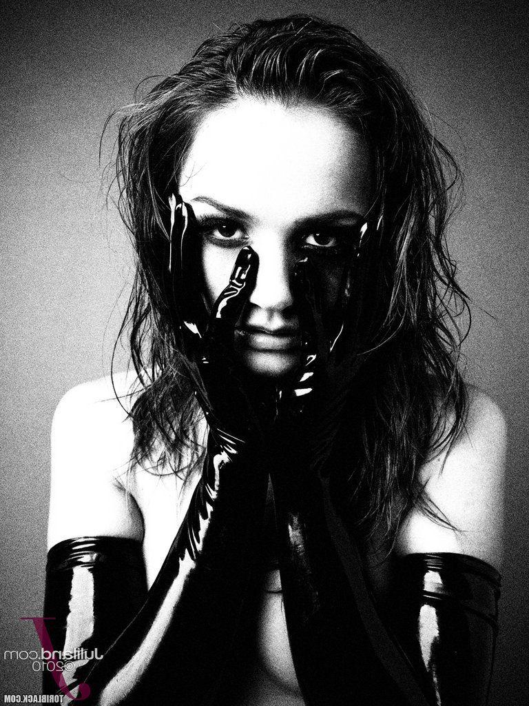 15P Pictures of Tori Black all scary for a belated Halloween
