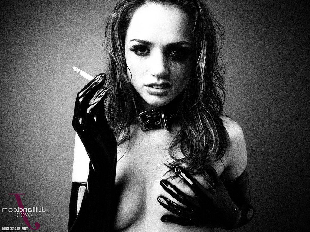 15P Pictures of Tori Black all scary for a belated Halloween