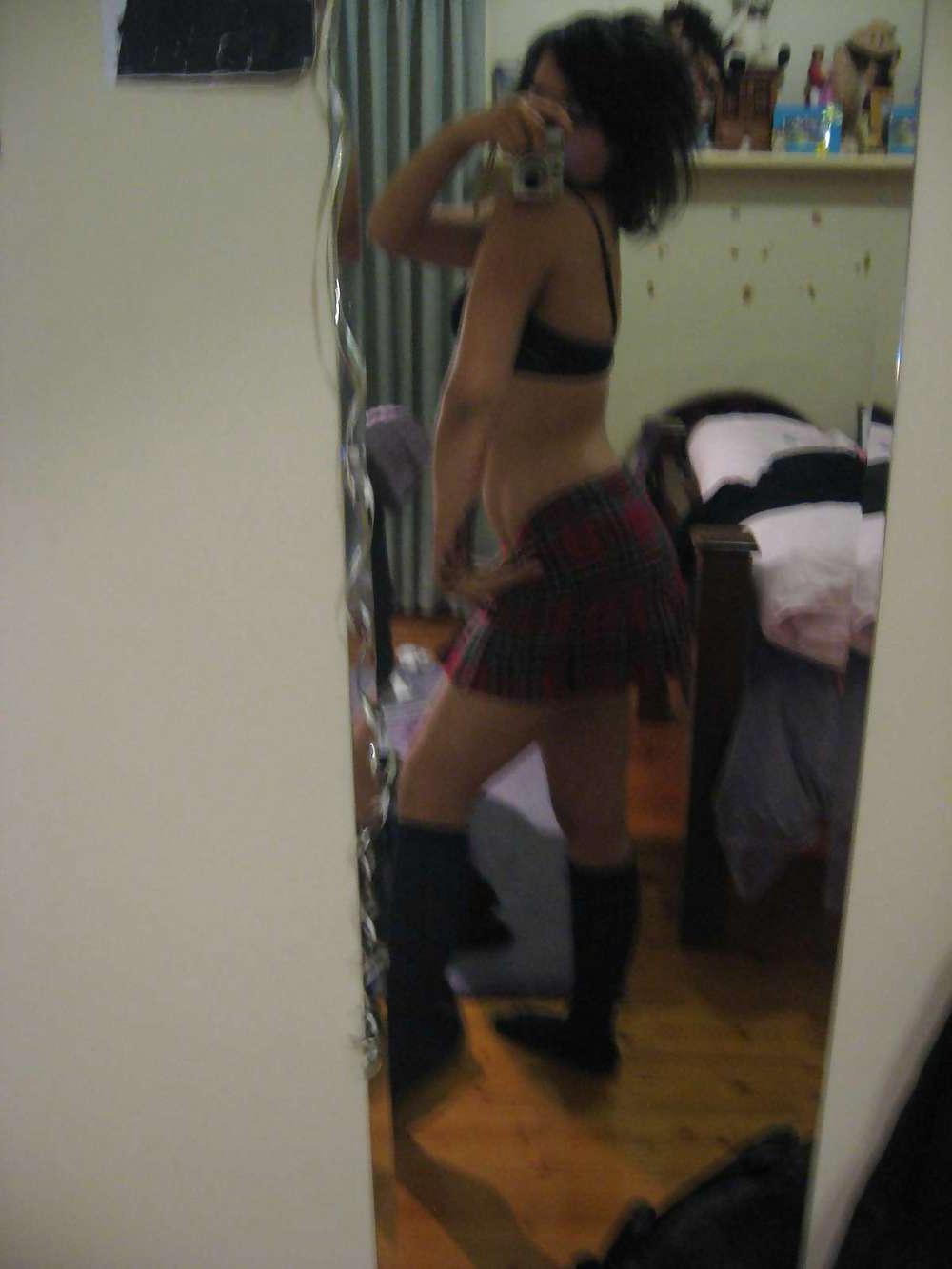 25P Hairy teen inside