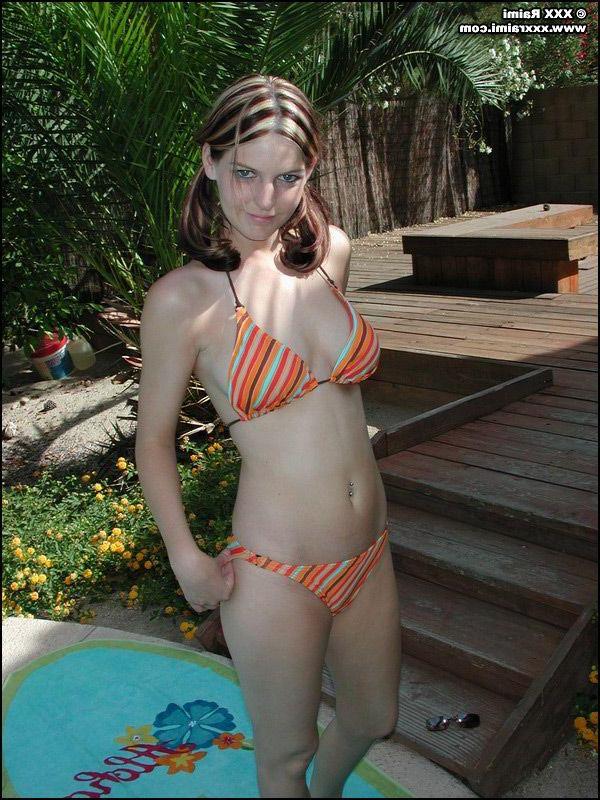20P Pictures of XXX Raimi getting wet outside