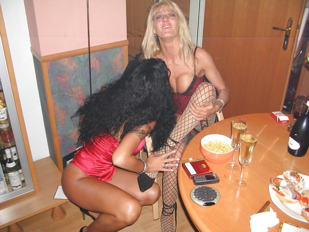 25P Hot Swingers From,SmutDates