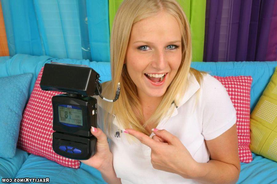 20P Pictures of a blond teen enjoying cock