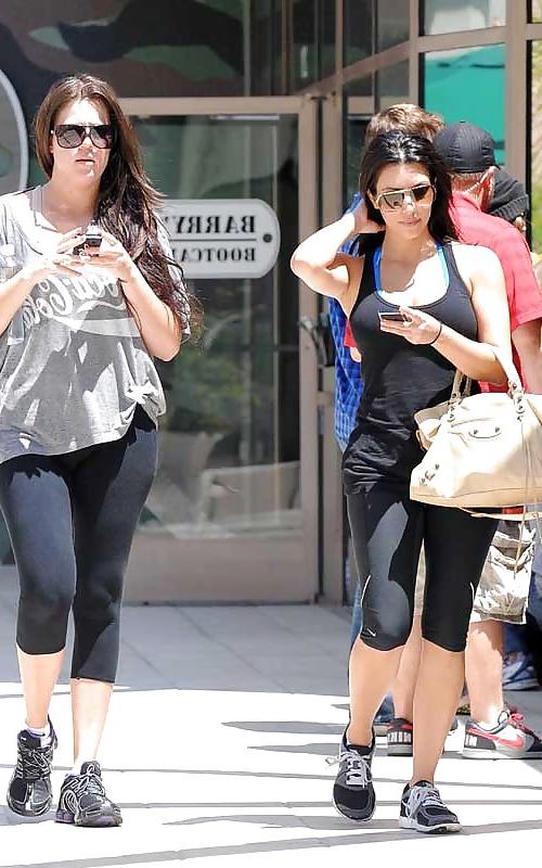 21P Kim Kardashian Leaving Gym