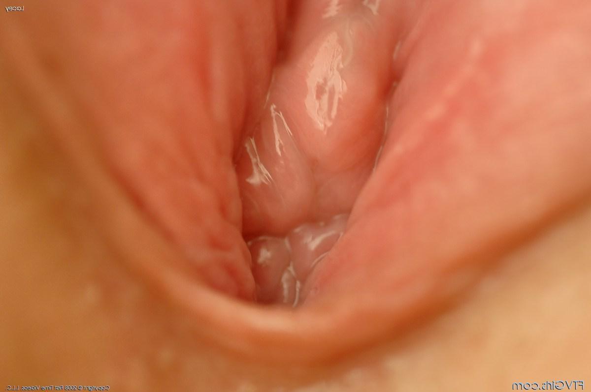 20P Pictures of hot blonde teen Lacey playing with her pussy lips