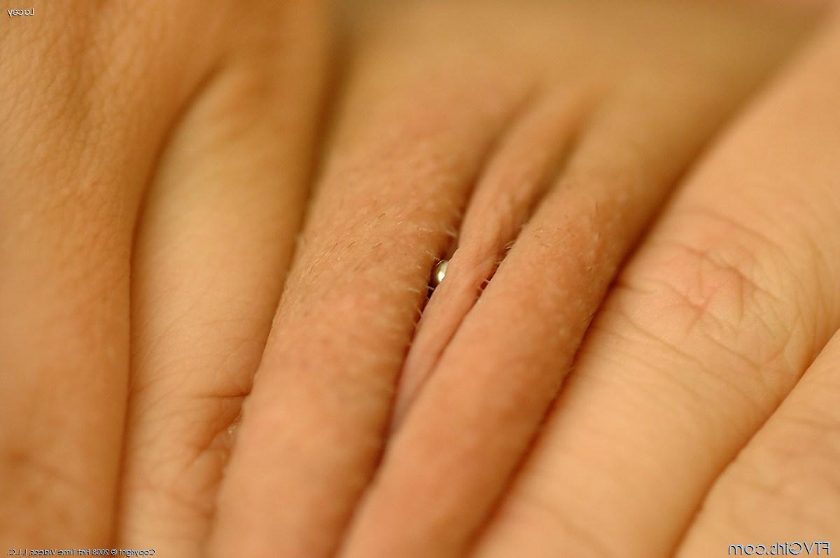 20P Pictures of hot blonde teen Lacey playing with her pussy lips