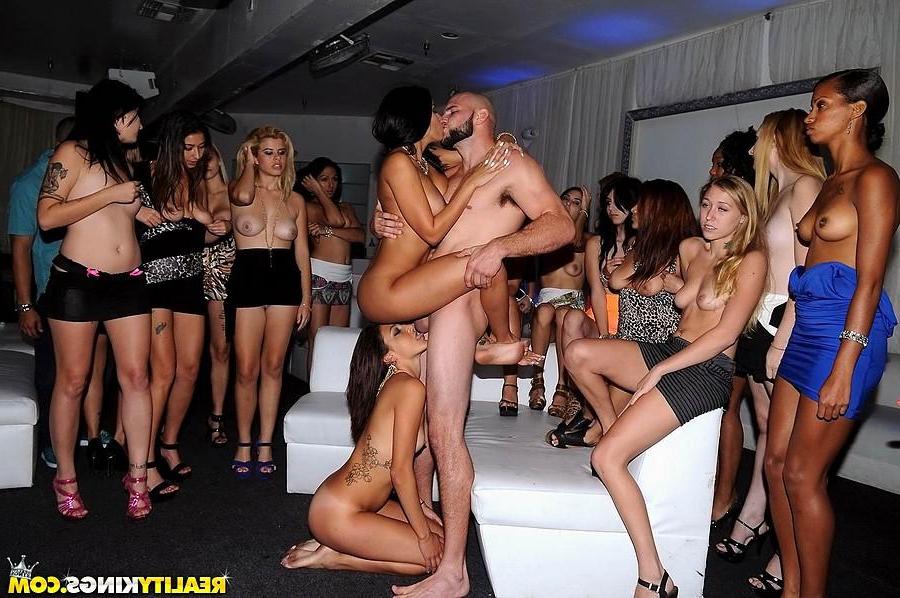 12P Pictures of some hot latina club girls getting their fuck on