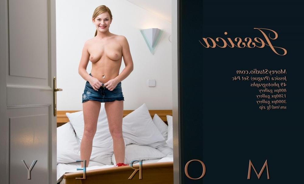 11P Blonde coed Jessica shows you what's up her skirt